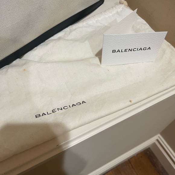 Balenciaga Large Canvas Logo Leather Trimmed Clutch - Picture 8 of 14